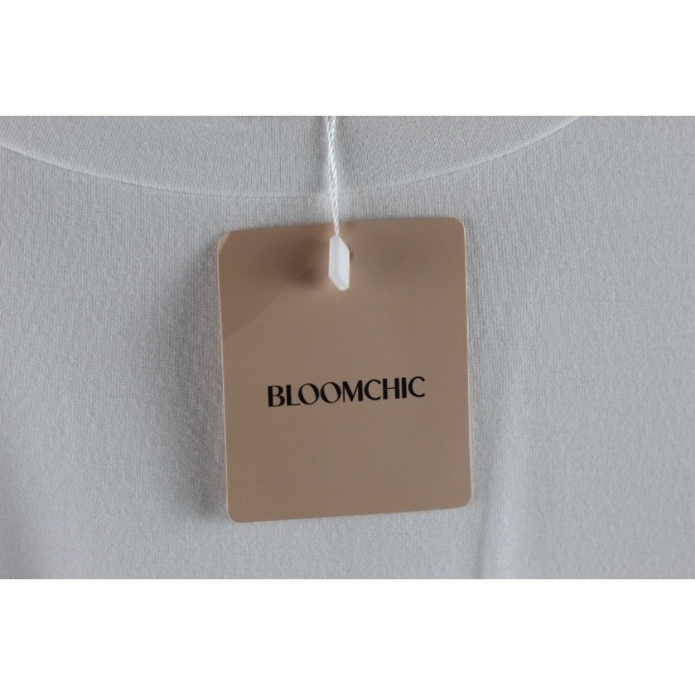 BloomChic White Short Sleeve Crew Neck T-Shirt Size US 14-16 NEW - Picture 5 of 5
